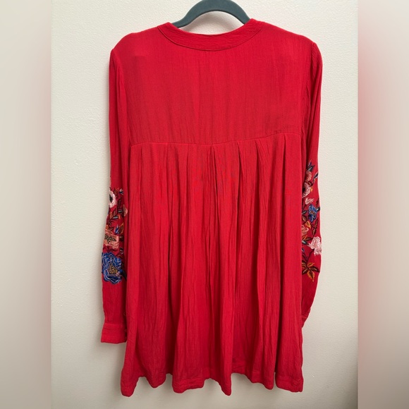 Free People Red Floral Embroidered Boho Tunic Top Small Long Sleeve Peasant - Picture 9 of 13